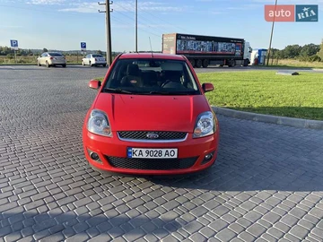 Авто Ford Fiesta 2006 № 7900017