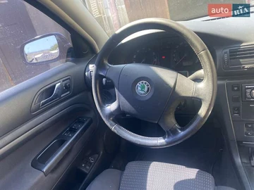 Авто Skoda Superb 2006 № 7900073
