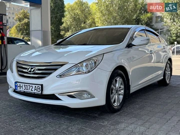 Авто Hyundai Sonata 2014 № 7900100