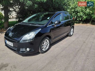 Авто Peugeot 5008 2011 № 7900142