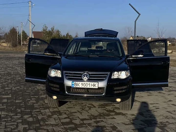 Авто Volkswagen Touareg 2007 № 7900166