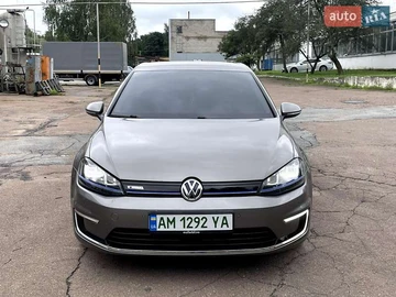 Авто Volkswagen E-Golf 2014 № 7900172