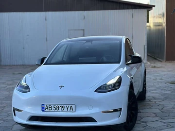 Авто Tesla Model Y 2023 № 8001726