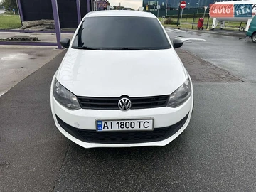 Авто Volkswagen Polo 2015 № 7900559