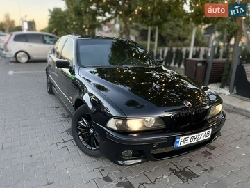 Авто BMW 5 Series 2002 № 7900619