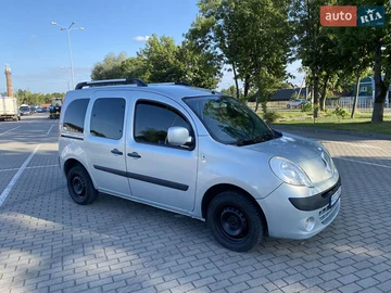 Авто Renault Kangoo 2010 № 7900654