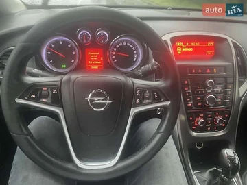 Авто Opel Astra 2011 № 7900695