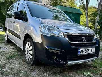 Авто Peugeot Partner 2017 № 7900844