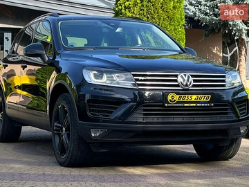 Авто Volkswagen Touareg 2015 № 7901093