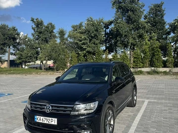 Авто Volkswagen Tiguan 2018 № 7901126