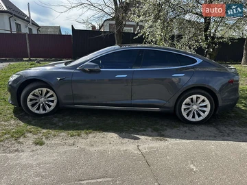 Авто Tesla Model S 2018 № 7901136