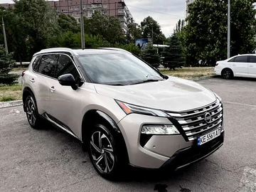 Авто Nissan Rogue 2024 № 7901209