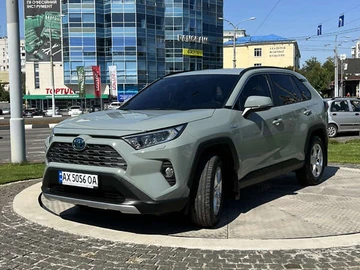 Авто Toyota Rav4 2021 № 7901236