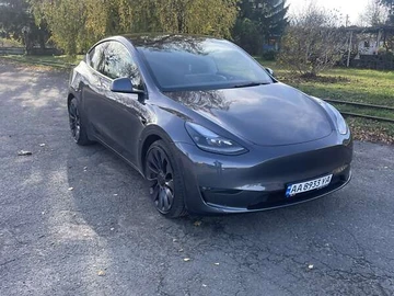 Авто Tesla Model Y 2021 № 7901271