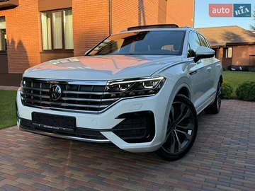 Авто Volkswagen Touareg 2021 № 7901291