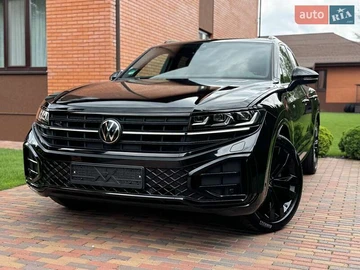 Авто Volkswagen Touareg 2023 № 7901296