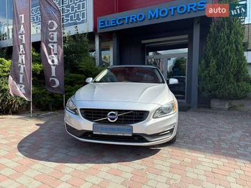 Авто Volvo V60 2016 № 7901490