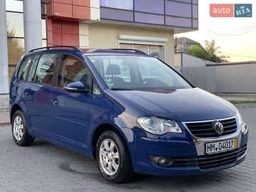 Авто Volkswagen Touran 2009 № 7901775