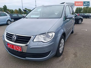 Авто Volkswagen Touran 2008 № 7901785