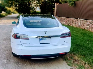 Авто Tesla Model S 2013 № 7901907