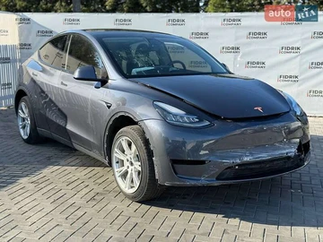 Авто Tesla Model Y 2021 № 7901921
