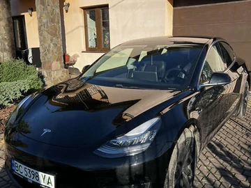 Авто Tesla Model 3 2019 № 7902014