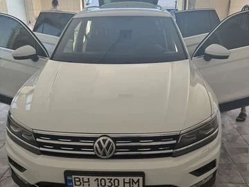 Авто Volkswagen Tiguan 2017 № 7902044