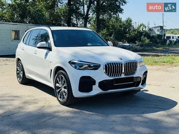 Авто BMW X5 2022 № 7902106