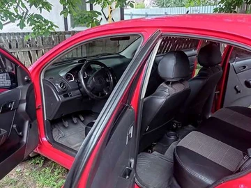 Авто Chevrolet Aveo 2006 № 7902149