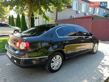 Авто Volkswagen Passat 2007 № 7902233