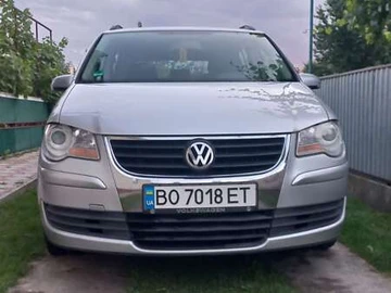 Авто Volkswagen Touran 2007 № 7902351