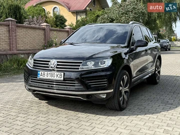Авто Volkswagen Touareg 2016 № 7902478