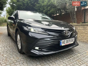 Авто Toyota Camry 2018 № 7902515