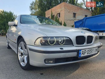 Авто BMW 5 Series 2000 № 7902539