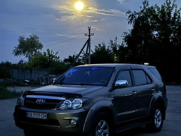 Авто Toyota Fortuner 2006 № 7902572