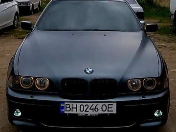 Авто BMW 5 Series 2001 № 7902688