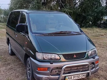 Авто Mitsubishi Space Gear 1999 № 7902886