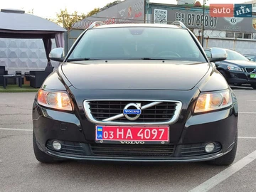 Авто Volvo V50 2012 № 7903016