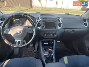 Авто Volkswagen Tiguan 2011 № 7903034
