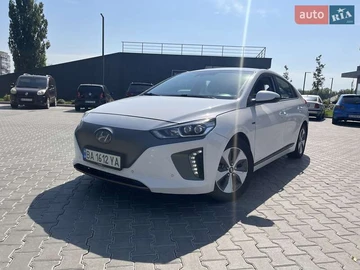 Авто Hyundai Ioniq 2017 № 7903065