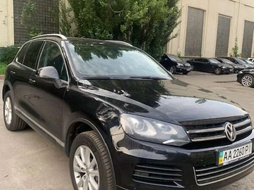 Авто Volkswagen Touareg 2013 № 7903107