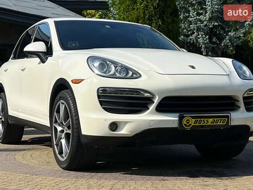 Авто Porsche Cayenne 2011 № 7903120