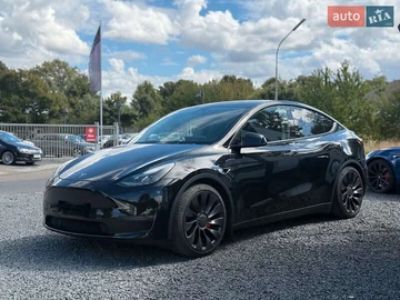 Авто Tesla Model Y 2023 № 7903170