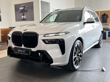 Авто BMW X7 2024 № 7903206