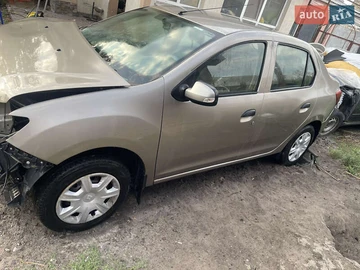 Авто Renault Logan 2015 № 7903228