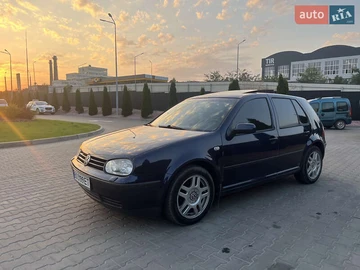 Авто Volkswagen Golf 2000 № 7903251