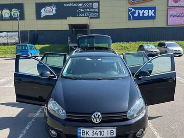 Авто Volkswagen Golf 2010 № 7903336