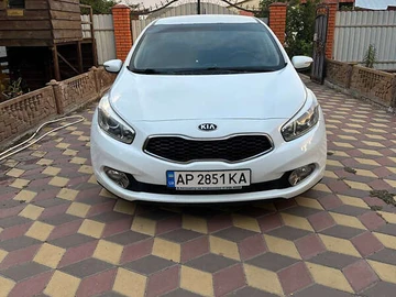 Авто KIA Ceed 2015 № 7903443