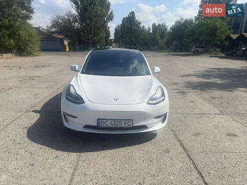 Авто Tesla Model 3 2018 № 7903499