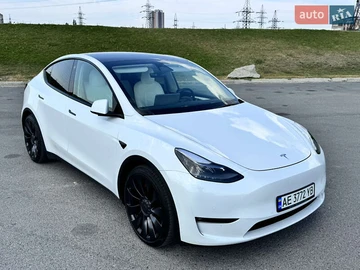 Авто Tesla Model Y 2022 № 7903558